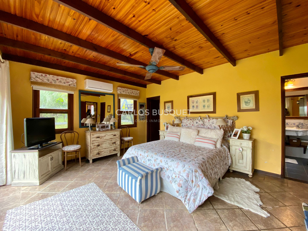 Casa ID.399 - Chacra en venta de 5 has. con casa en Camino Medellin