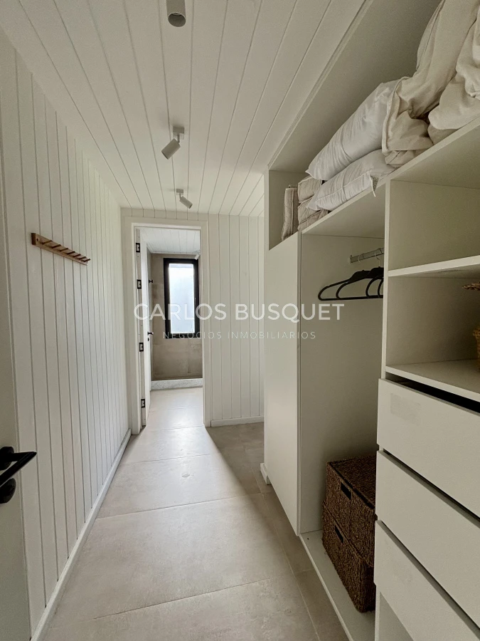 Casa ID.1035 - Casa a estrenar de 5 dormitorios en Jose Ignacio, Pinar del Faro