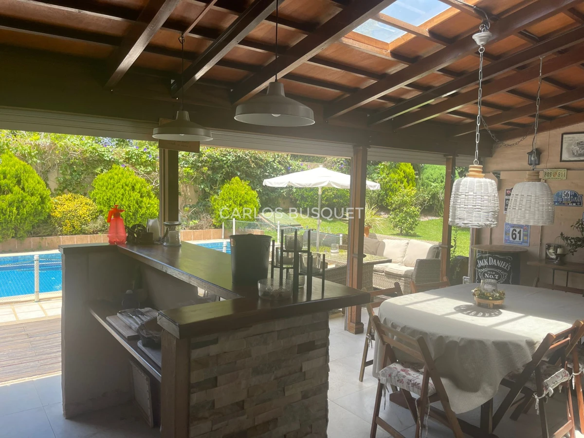 Casa ID.885 - Casa en venta de 4 dormitorios en playa Mansa