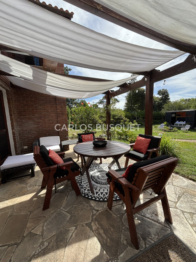 Casa ID.1597 - Venta casa de 2 dormitorios en Laguna del diario