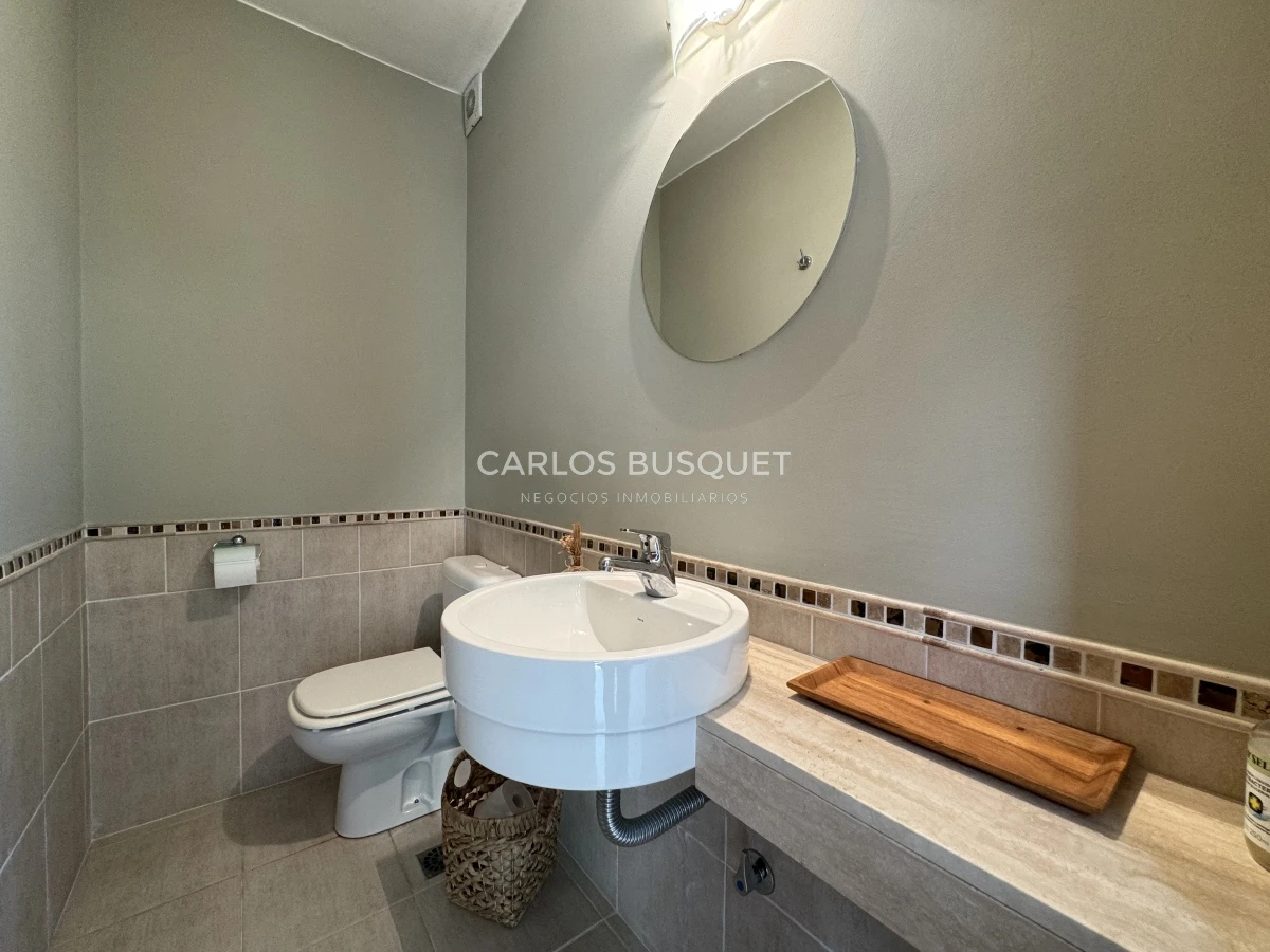 Casa ID.739 - Casa en alquiler temporal de 4 dormitorios en playa Brava 