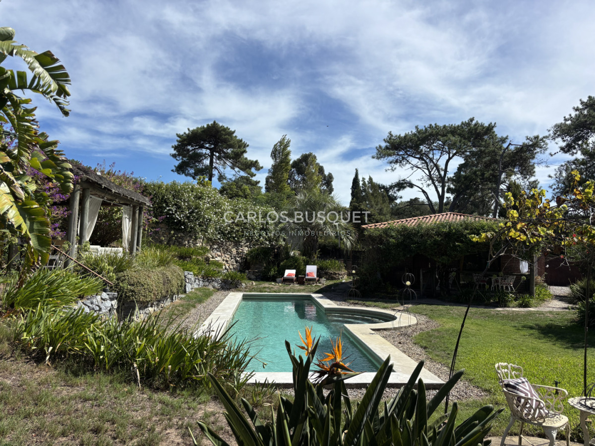 Casa ID.1597 - Venta casa de 2 dormitorios en Laguna del diario