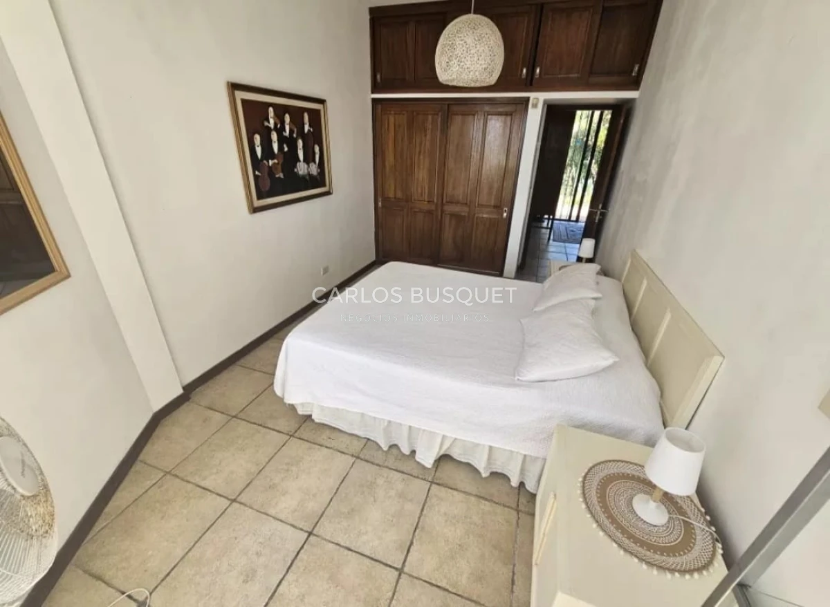 Casa ID.789 - Alquiler temporada casa de 5 dormitorios en playa Mansa.