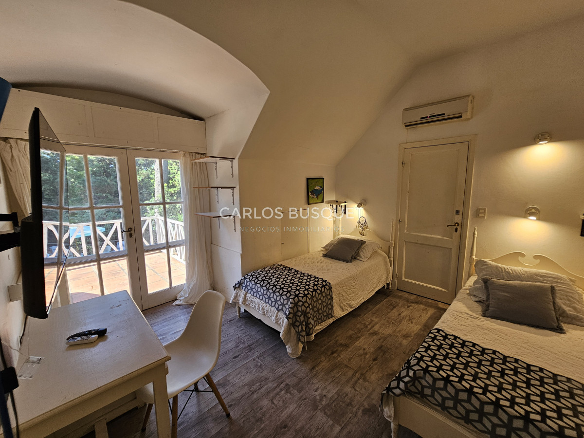Casa ID.796 - Casa en alquiler de temporada con piscina climatizada en punta del este