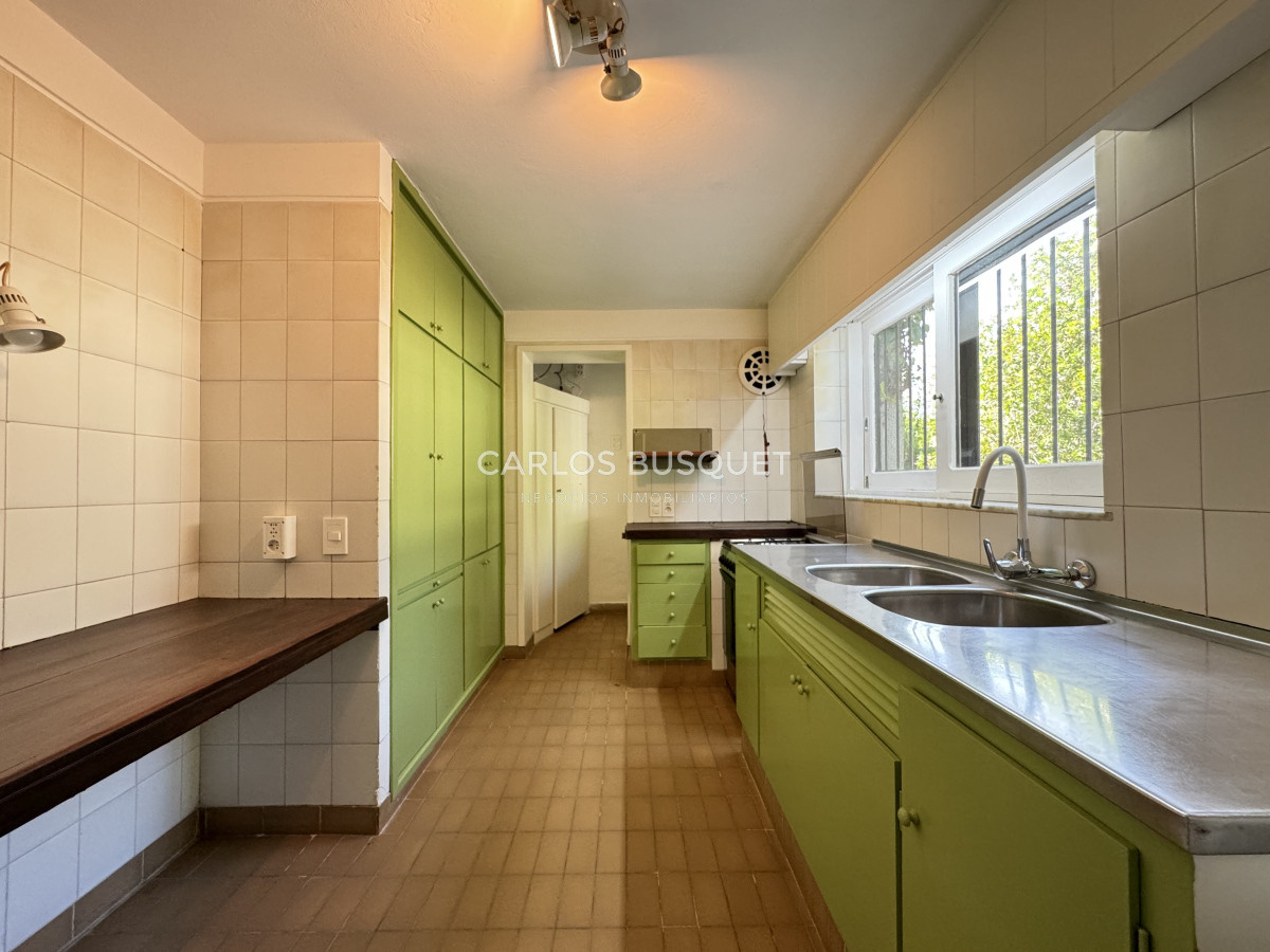 Casa ID.880 - Excelente propiedad en venta en playa mansa