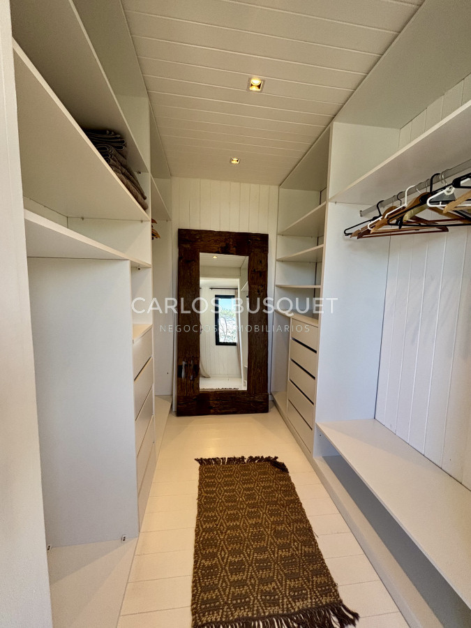 Casa ID.1034 - Casa en venta de 4 dormitorios en Jose Ignacio, barrio cerrado Pinar del Faro