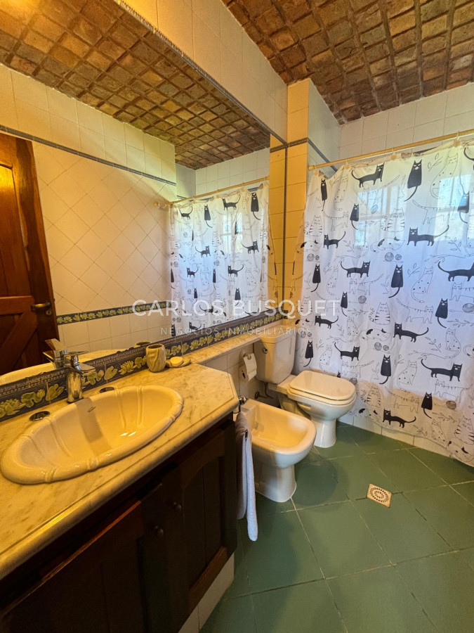 Casa ID.754 - Casa en alquiler temporal, de 4 dormitorios en San Rafael 