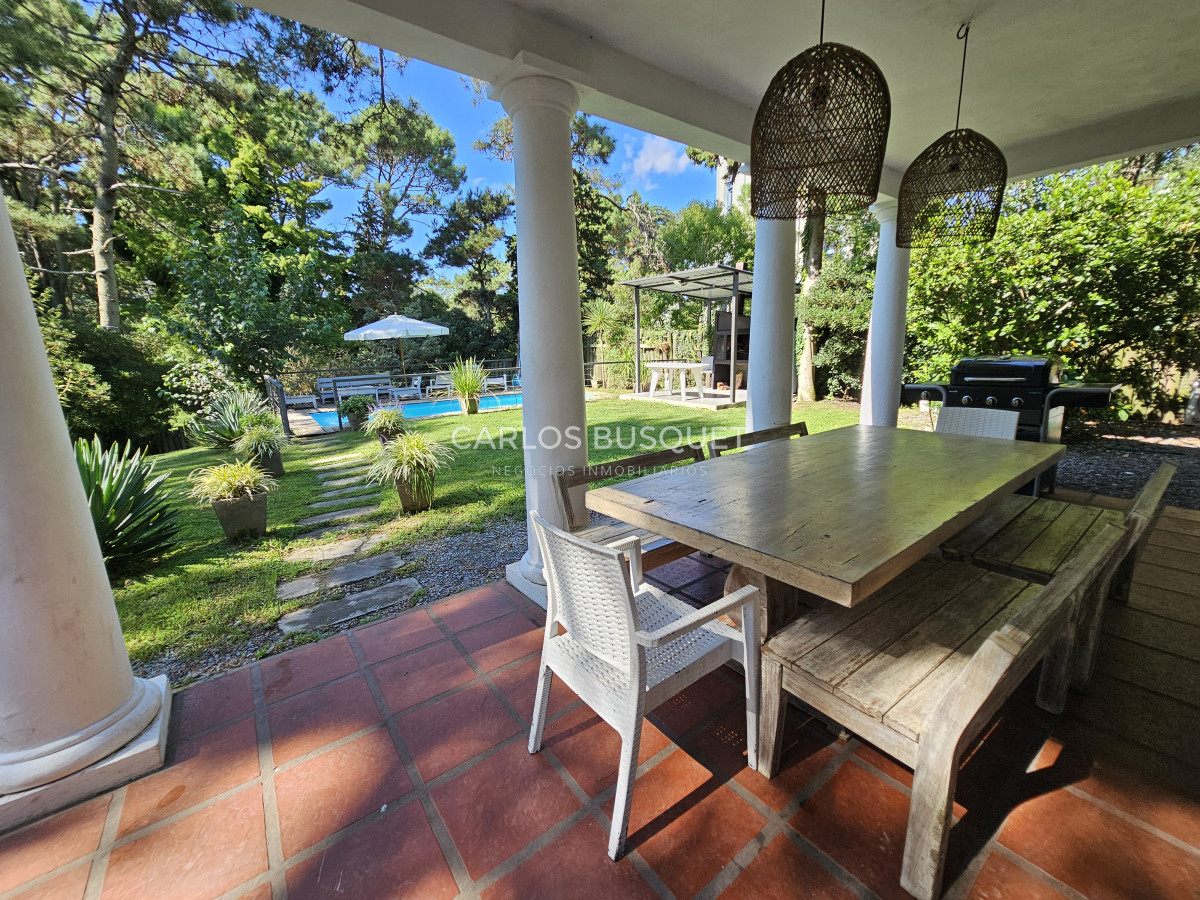 Casa ID.796 - Casa en alquiler de temporada con piscina climatizada en punta del este