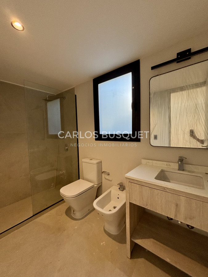 Casa ID.891 - Casa en venta de 4 dormitorios, en barrio cerrado, Rincon del Indio 