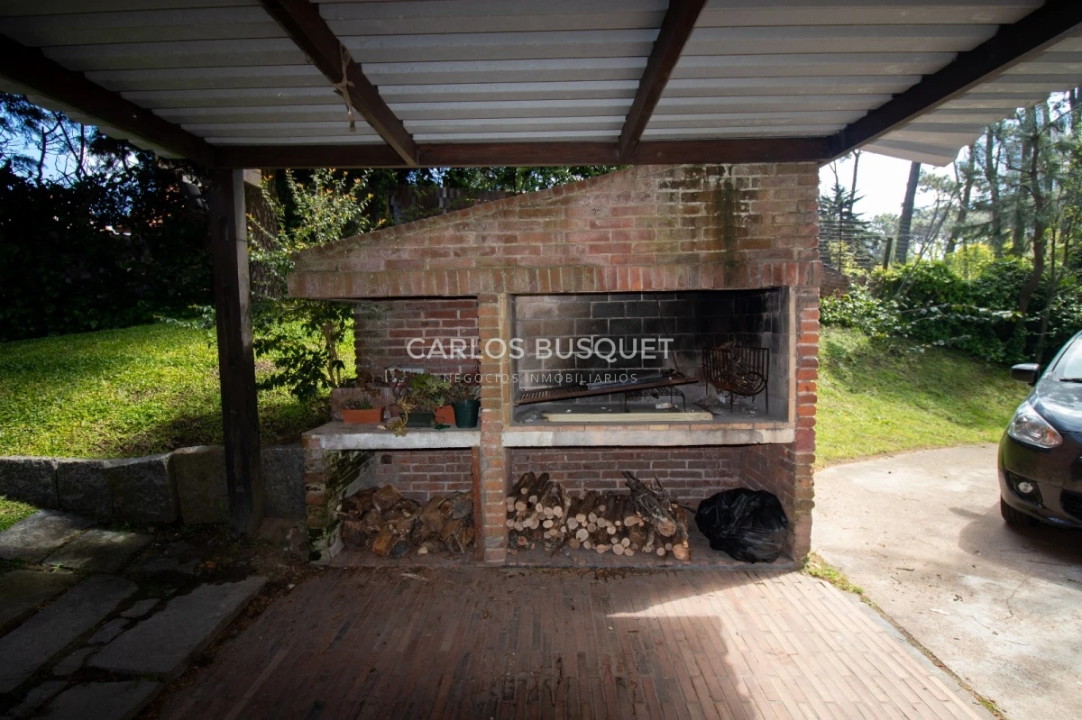 Casa ID.702 - Casa en alquiler temporario de 3 dormitorios, en barrio Cantegril 