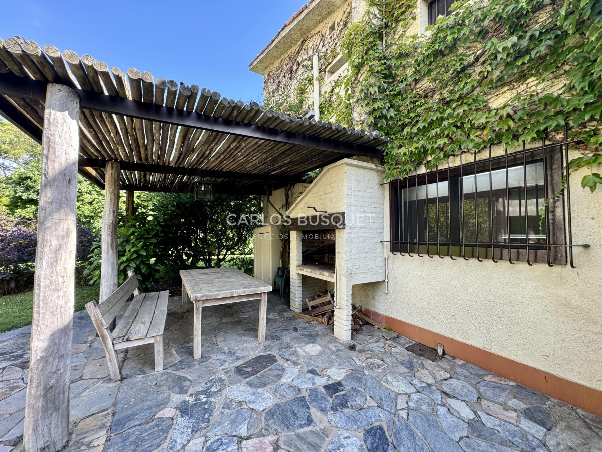 Casa ID.880 - Excelente propiedad en venta en playa mansa