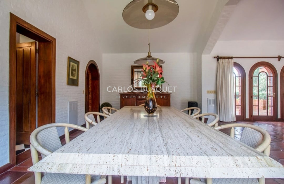 Casa ID.1297 - Espectacular mansion en barrio Berverly hills en venta Punta del este
