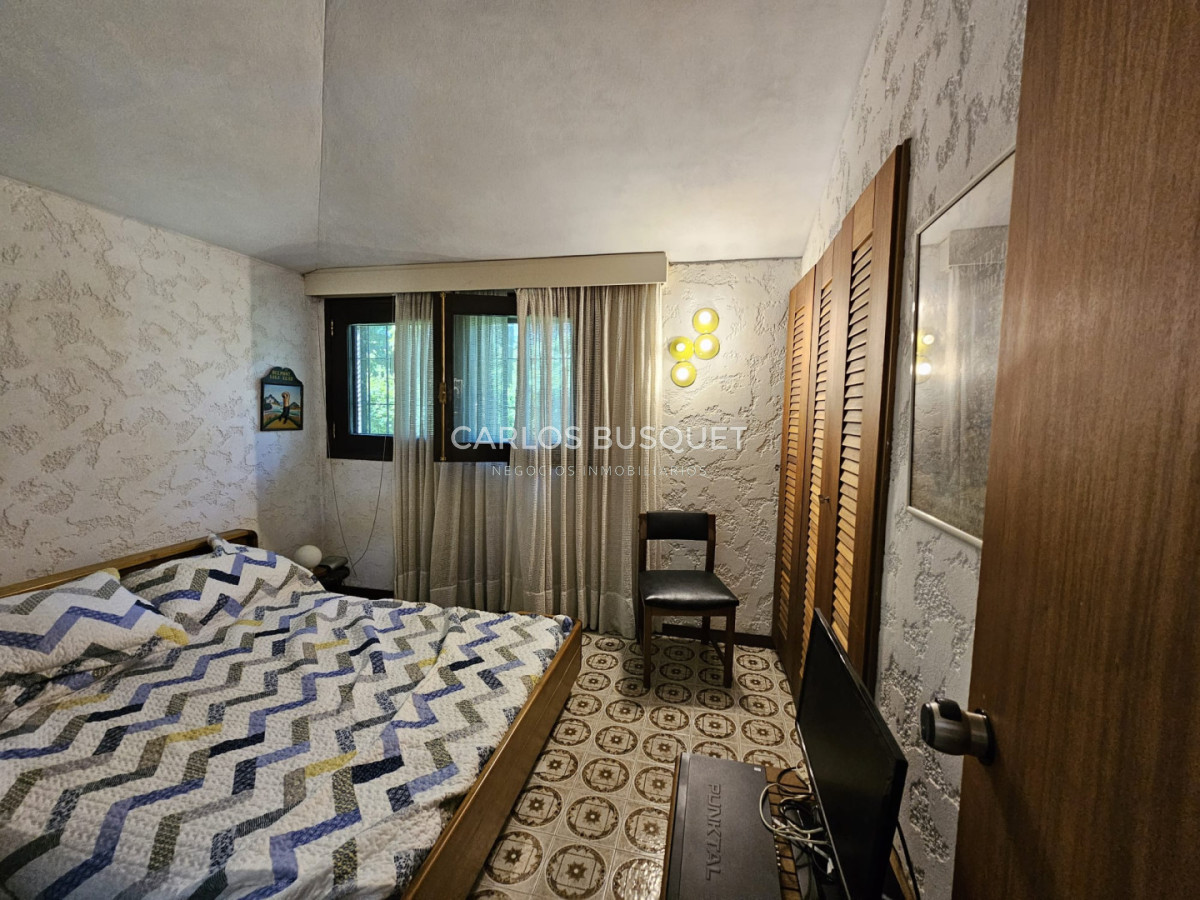 Casa ID.1512 - Casa en venta en barrio Lugano