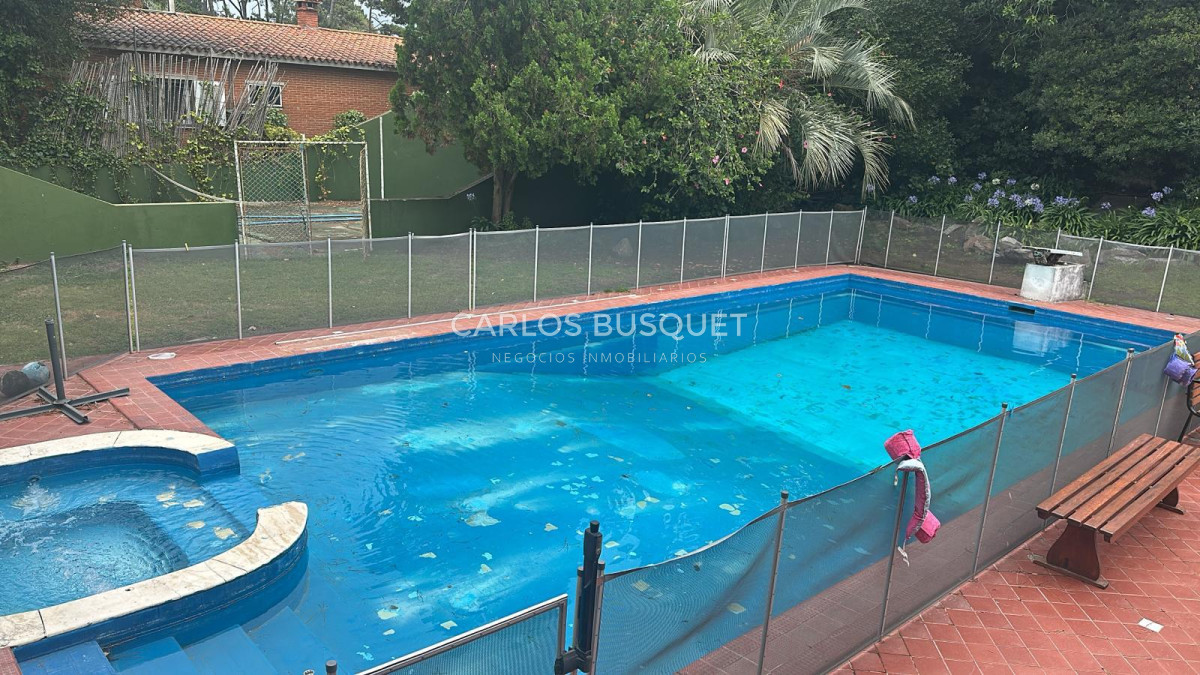 Casa ID.1298 - Casa en alquiler temporal de 9 suites en playa Brava San Rafael 