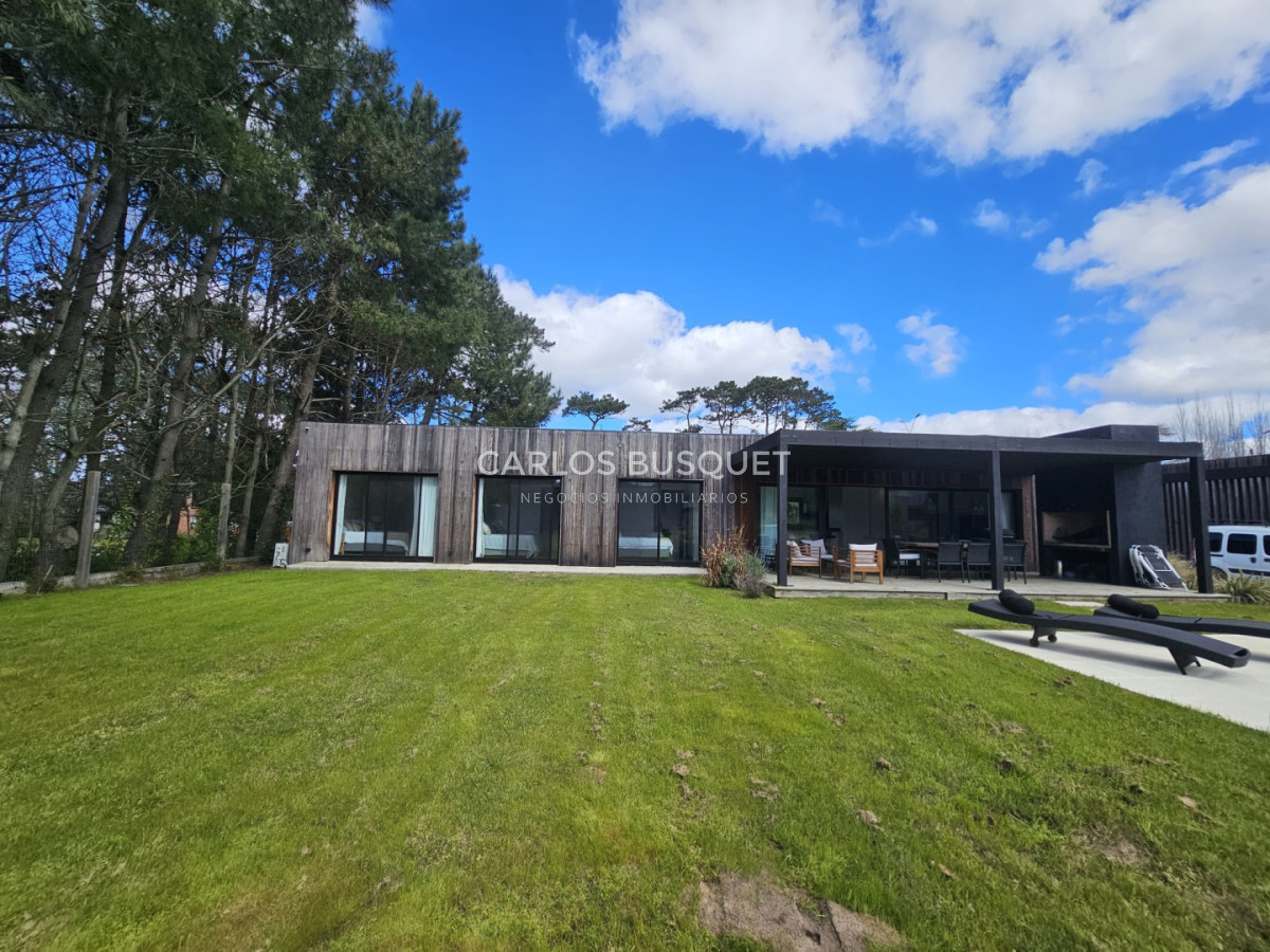 Casa ID.1810 - Venta de casa, 3 dormitorios en San Rafael, Punta Del Este