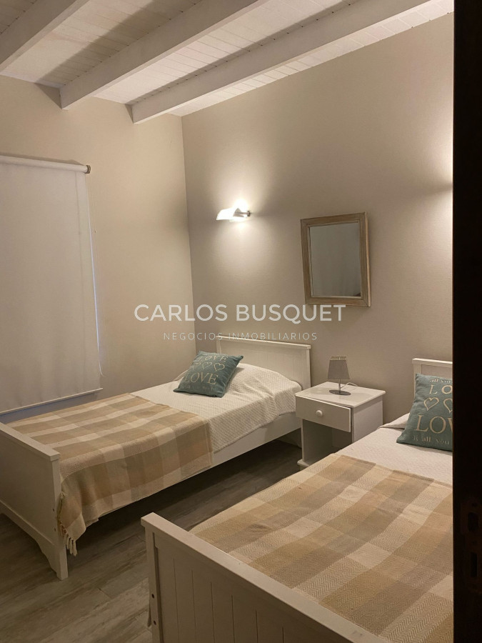Casa ID.1033 - Casa en venta de 4 dormitorios en Pinar del Faro, Jose Ignacio