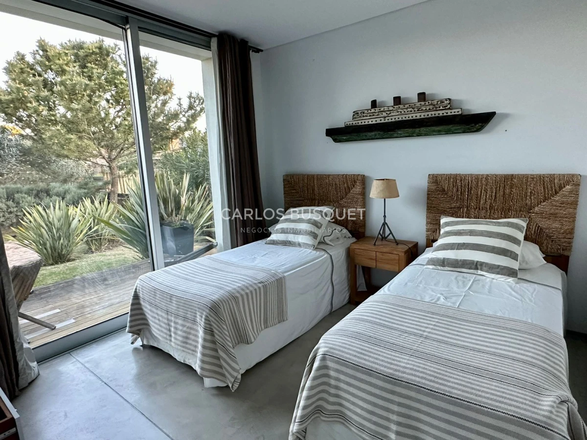 Casa ID.420 - Casa en alquiler, de 4 dormitorios, en Jose Ignacio, Club de Mar! 