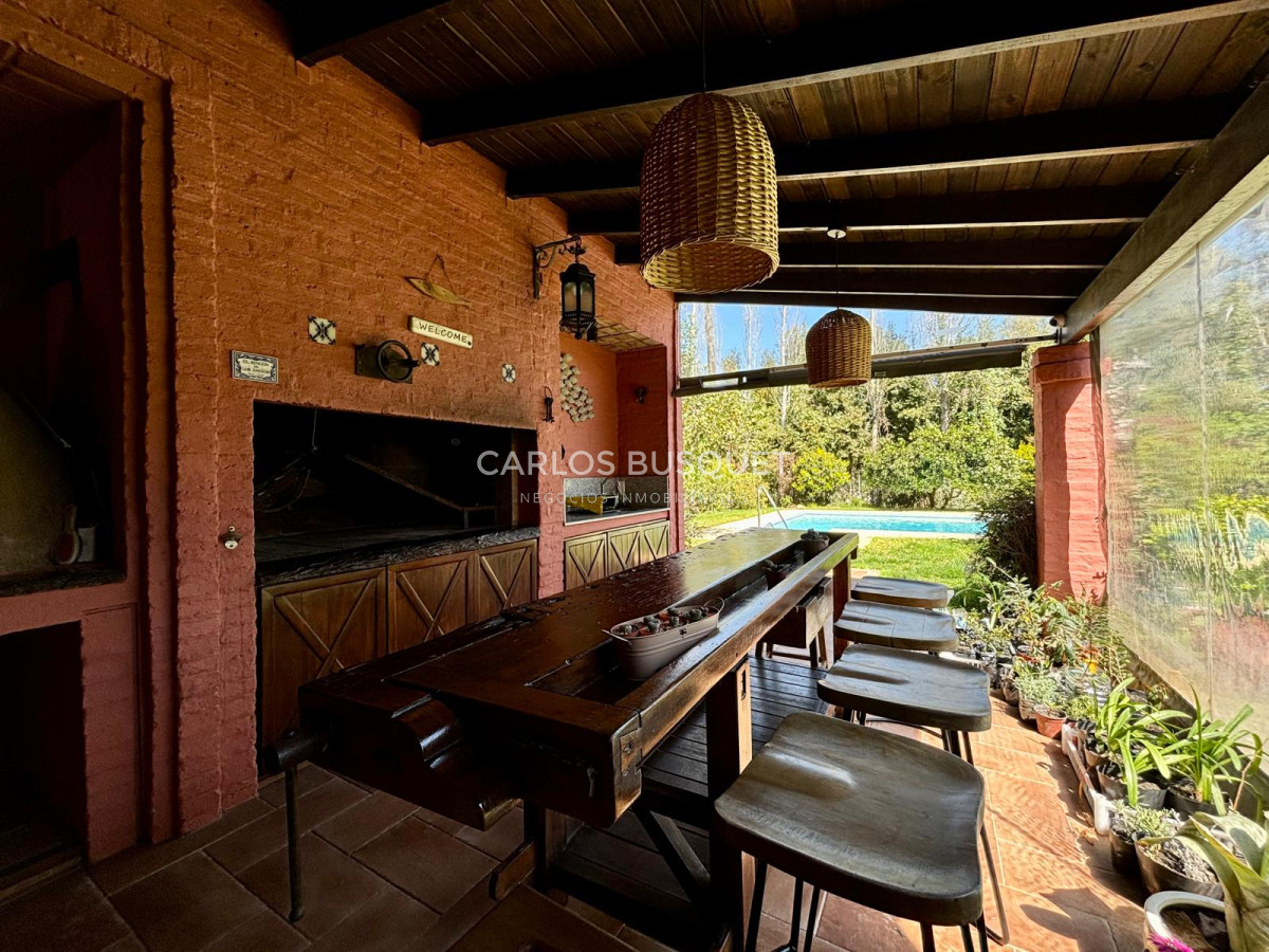 Casa ID.754 - Casa en alquiler temporal, de 4 dormitorios en San Rafael 