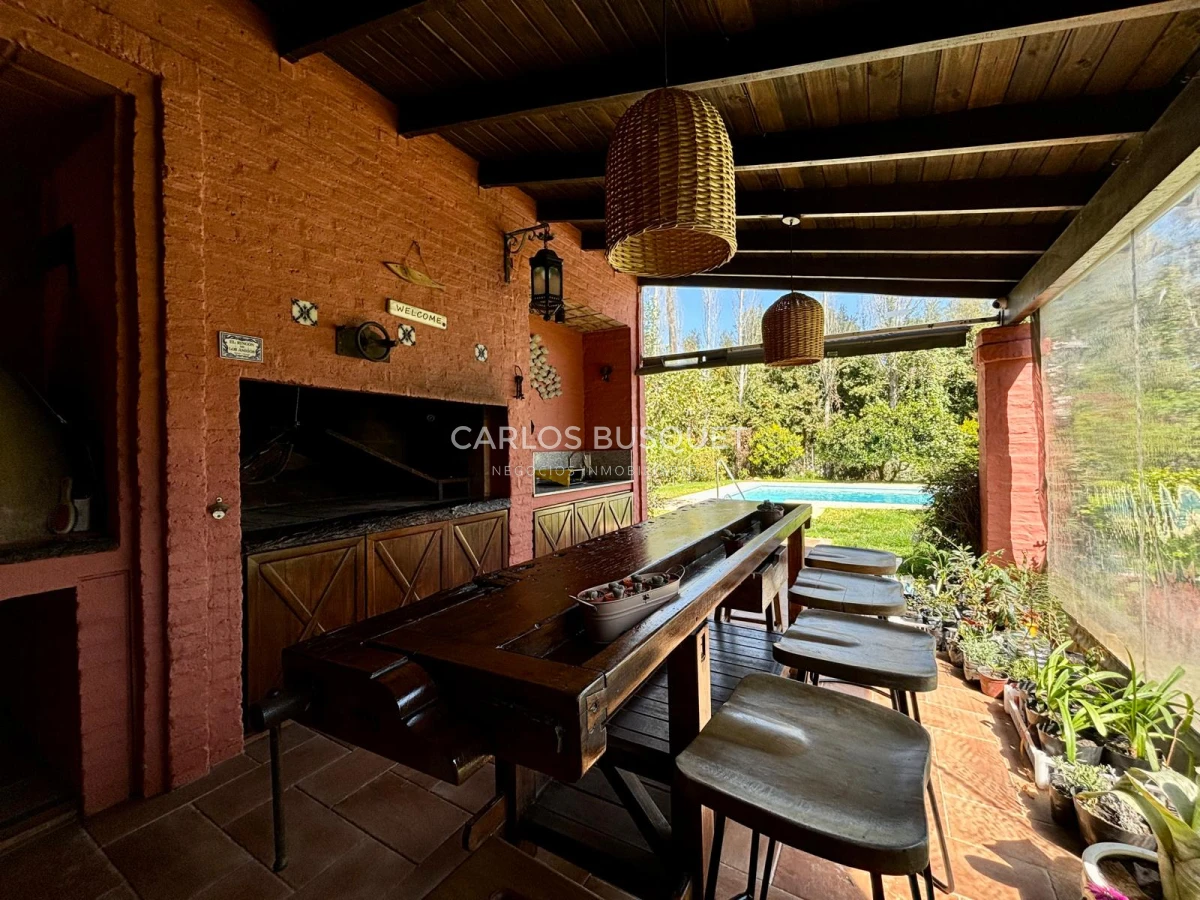 Casa ID.754 - Casa en alquiler temporal, de 4 dormitorios en San Rafael 