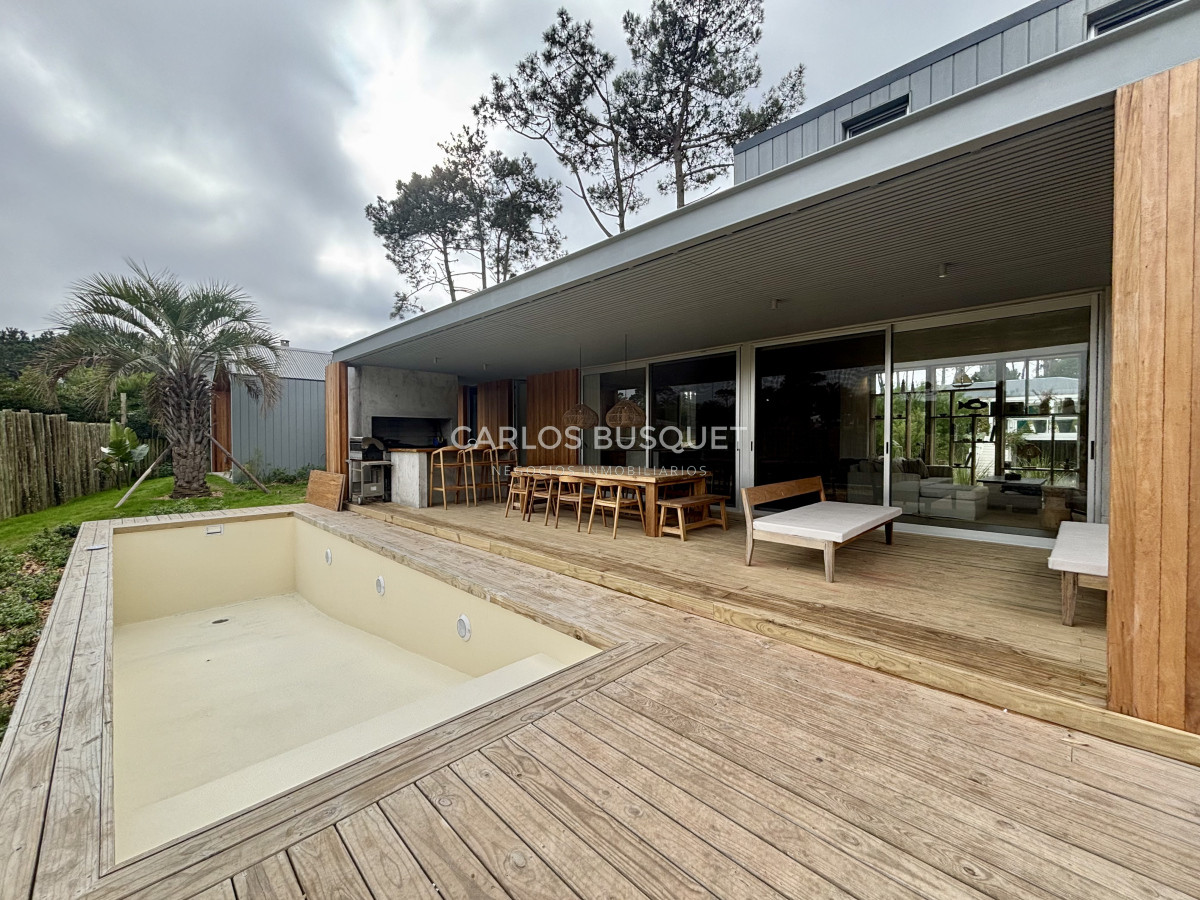 Casa ID.1188 - Casa en venta de 5 dormitorios en Pinar del Faro, Jose Ignacio