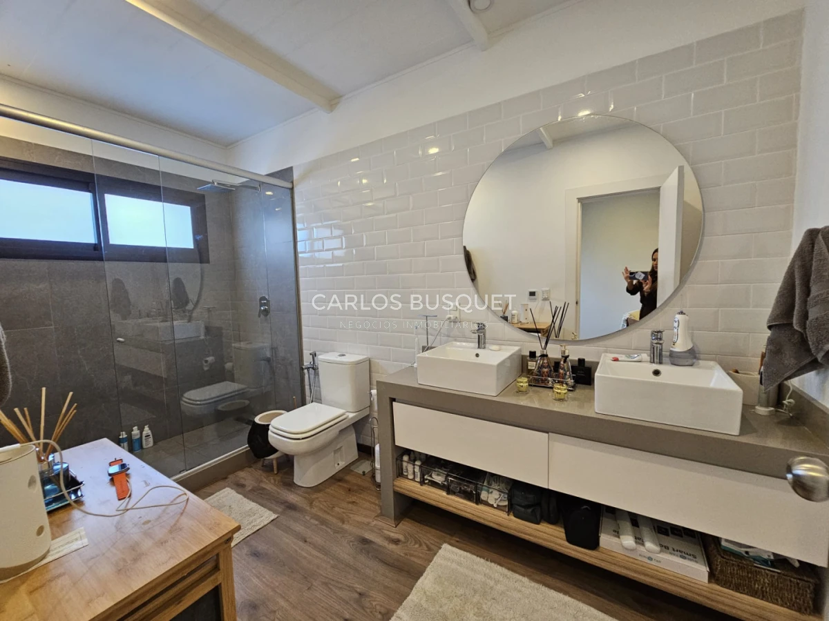 Casa ID.1620 - Venta casa de 4 dormitorios en Pueblo Mío, Manantiales 