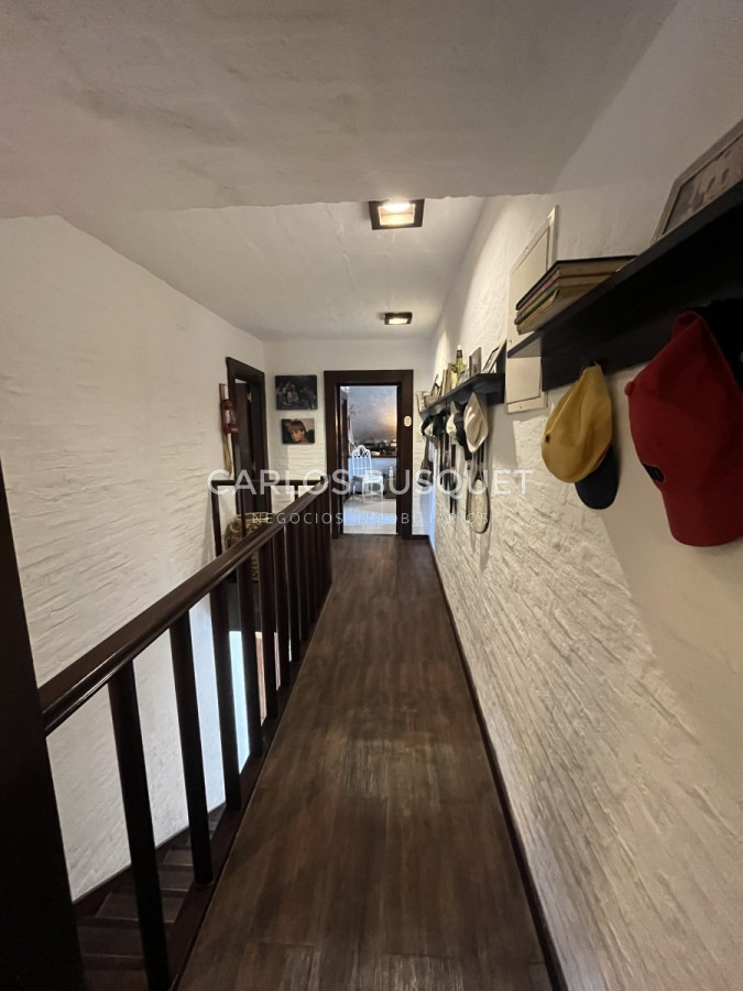 Casa ID.69 - Casa en Venta de 7 dormitorios, en zona del Golf! 