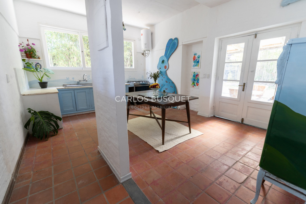 Casa ID.1437 - Casa en alquiler temporal de 5 dormitorios en suite, en La Barra