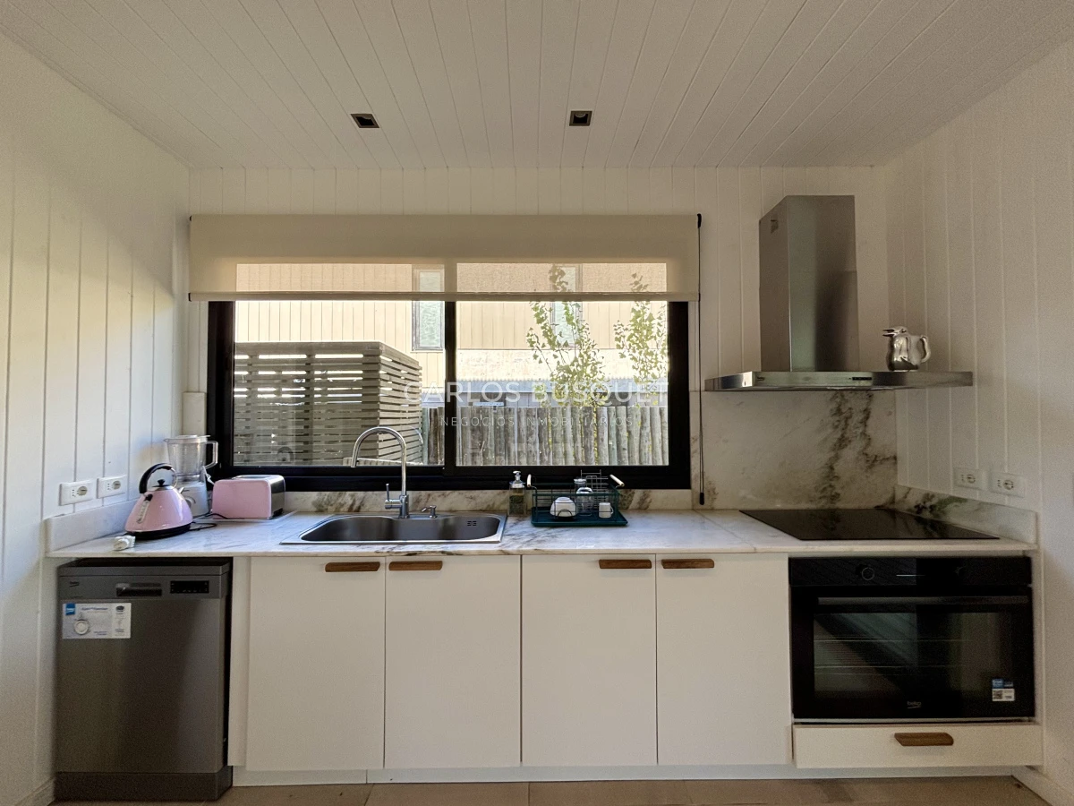 Casa ID.1034 - Casa en alquiler temporal de 4 dormitorios en Jose Ignacio, barrio cerrado Pinar del Faro