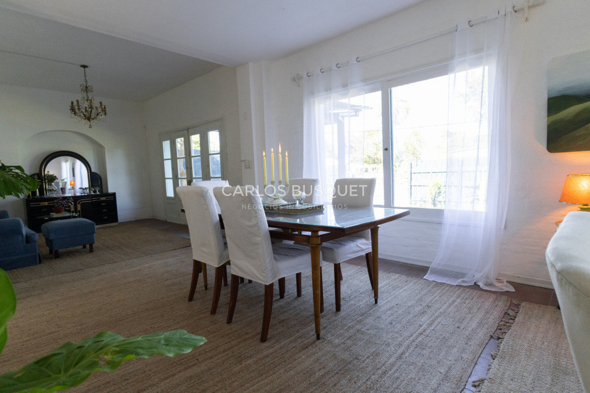 Casa ID.1437 - Casa en alquiler temporal de 5 dormitorios en suite, en La Barra