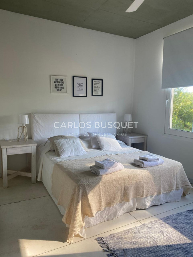 Casa ID.1456 - Casa en venta de 5 dormitorios en suite en José Ignacio, Barrio Pinar del Faro
