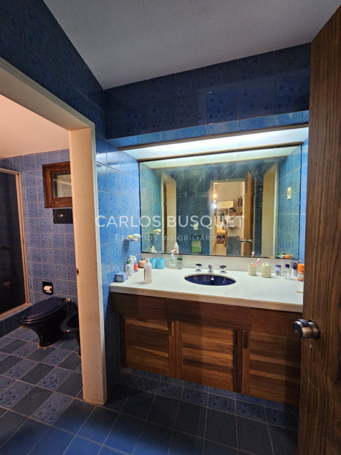 Casa ID.1512 - Casa en venta en barrio Lugano