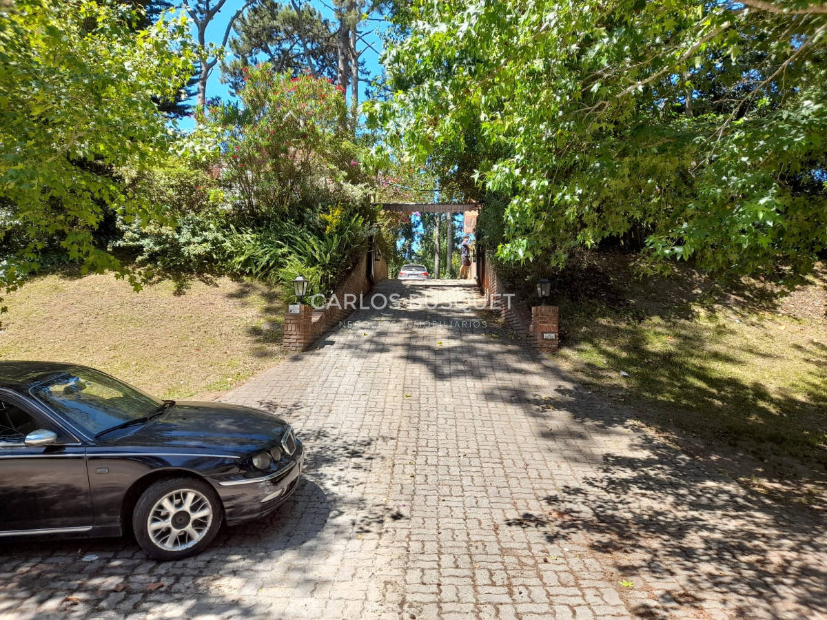 Casa ID.796 - Casa en alquiler de temporada con piscina climatizada en punta del este
