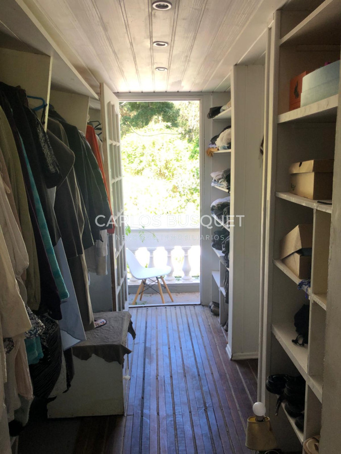 Casa ID.1071 - Casa en venta de 4 dormitorios en Pinares