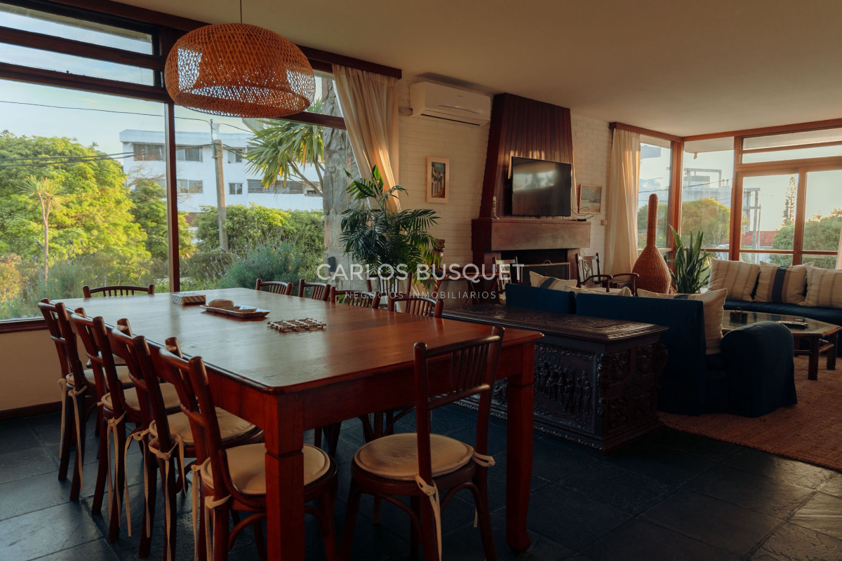 Casa ID.1400 - Hermosa casa en alquiler temporal playa mansa 4 dormitorios