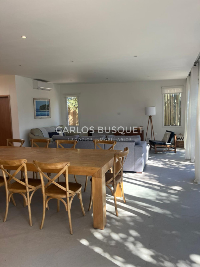 Casa ID.1392 - Casa en alquiler temporal de 4 dormitorios en La Barra