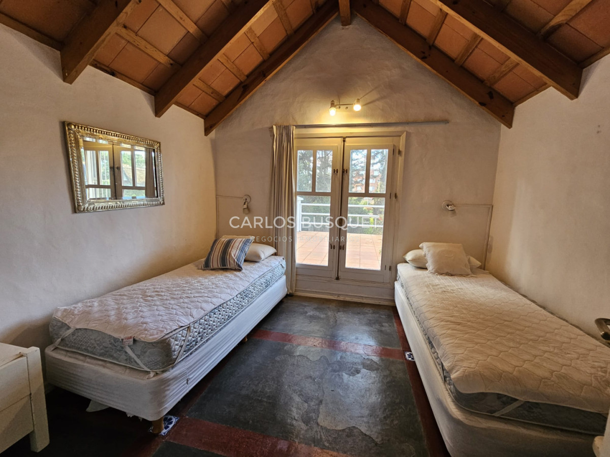 Casa ID.1696 - Venta casa de 3 dormitorios en Aidy Grill Punta Del Este