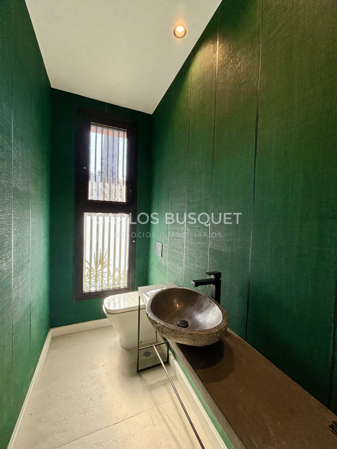 Casa ID.891 - Casa en venta de 4 dormitorios, en barrio cerrado, Rincon del Indio 