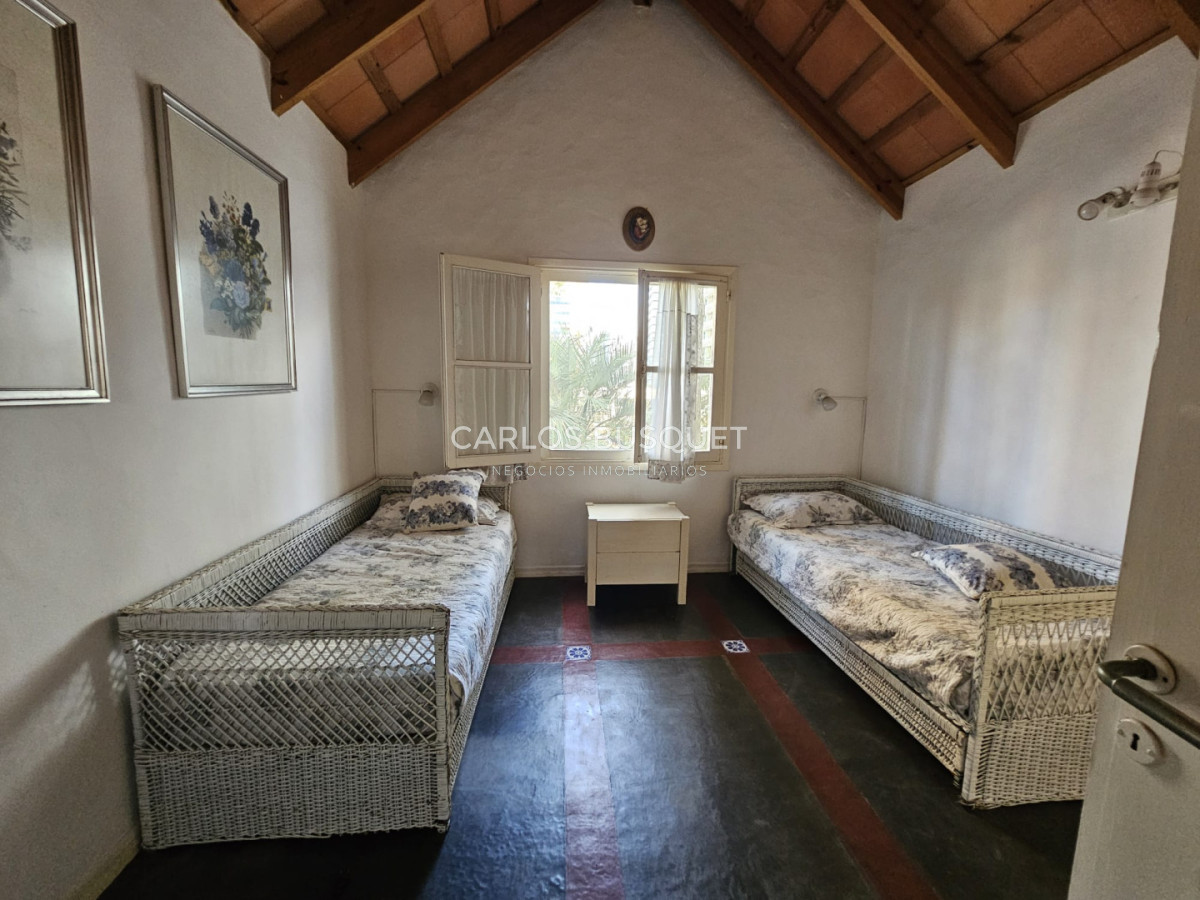 Casa ID.1696 - Venta casa de 3 dormitorios en Aidy Grill Punta Del Este