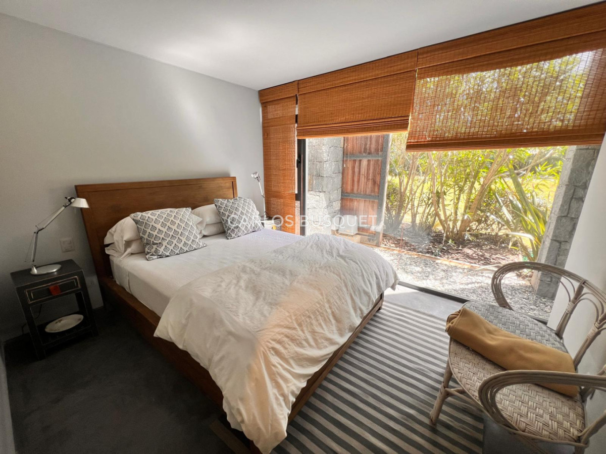 Casa ID.1373 - Espectacular casa en primera linea Manantiales en alquiler temporal