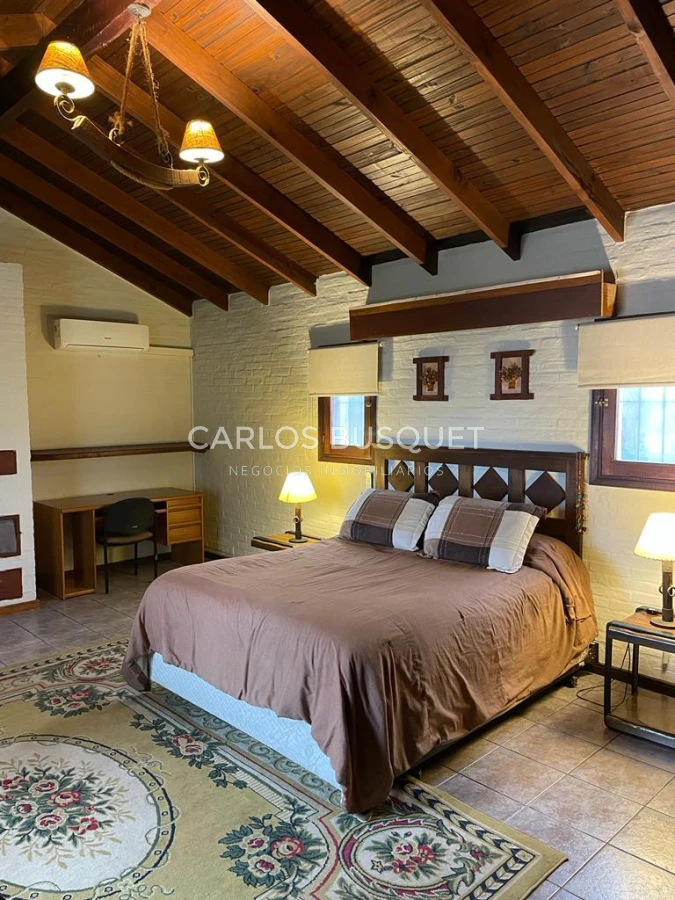 Casa ID.1262 - Casa en alquiler de temporada en barrio Lugano Punta del este 3 dormitorios con piscina