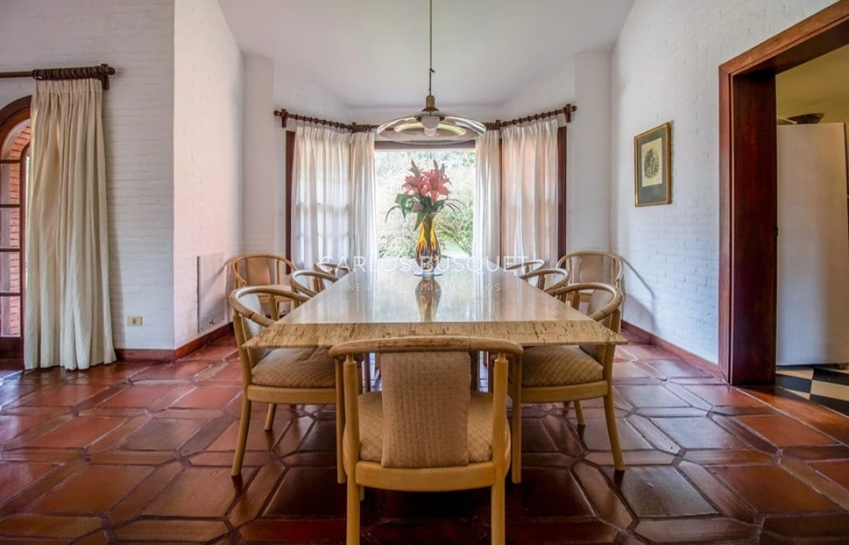 Casa ID.1297 - Espectacular mansion en barrio Berverly hills en venta Punta del este