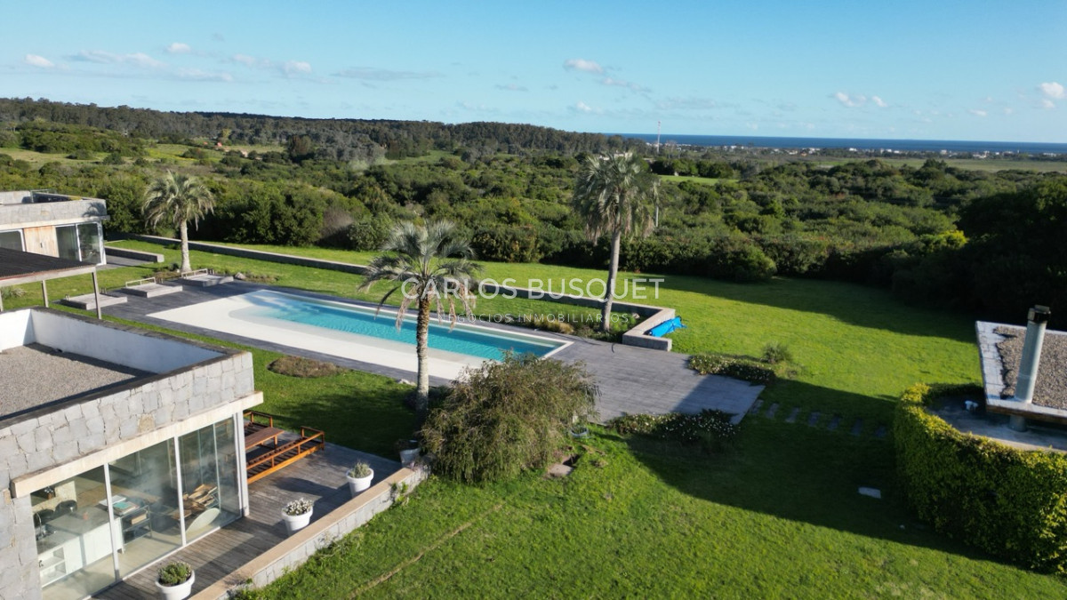 Casa ID.802 - Exclusiva chacra en alquiler temporal, con casa de 6 dormitorios, en Jose Ignacio.