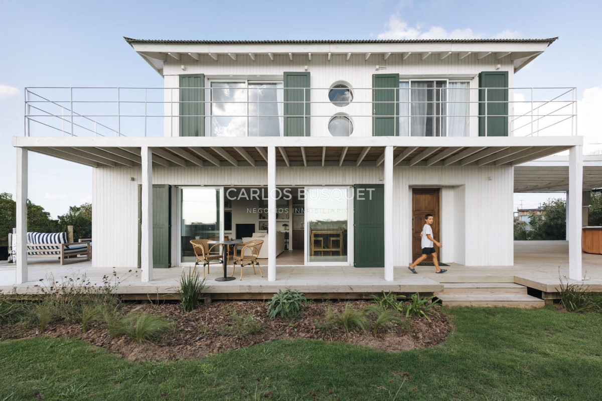 Casa ID.1200 - Casa en alquiler temporal, de 3 dormitorios, en Jose Ignacio, Santa Mónica