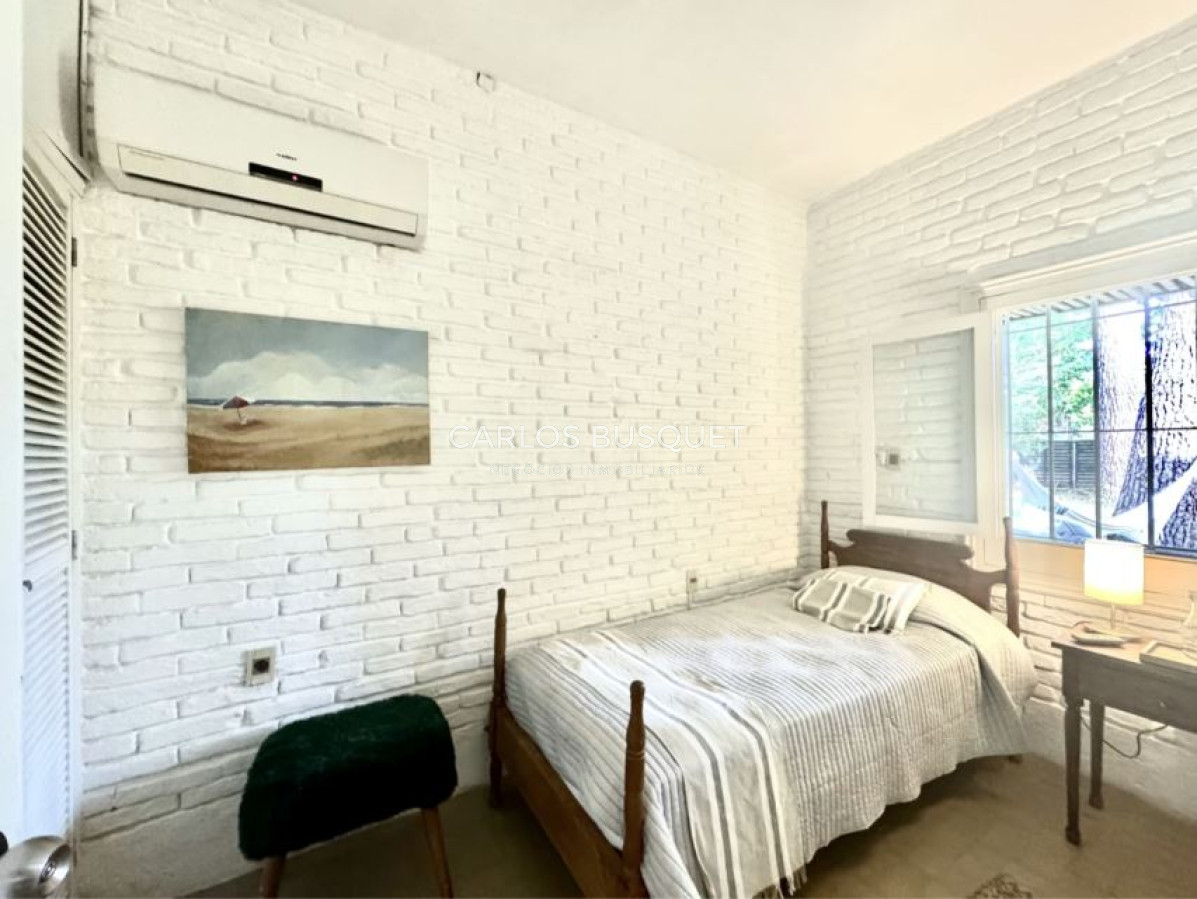 Casa ID.1133 - Casa de 5 dormitorios en San Rafael