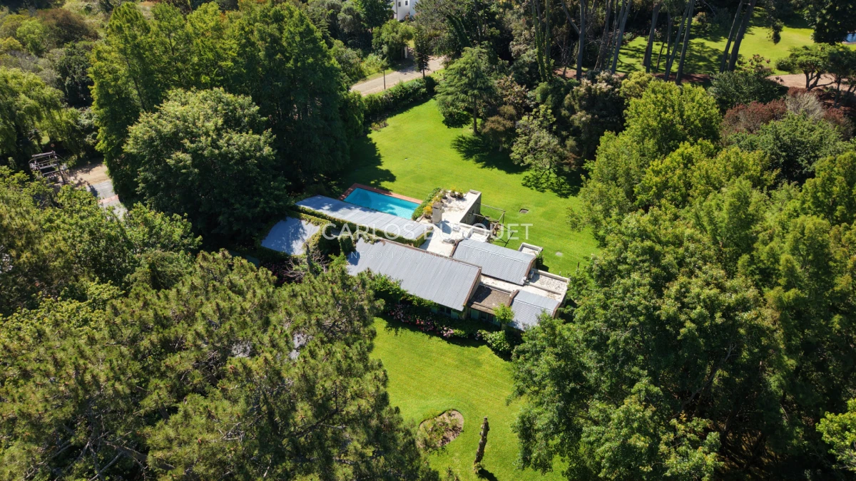 Casa ID.1311 - Venta casa de 5 dormitorios en barrio Golf, Punta del Este