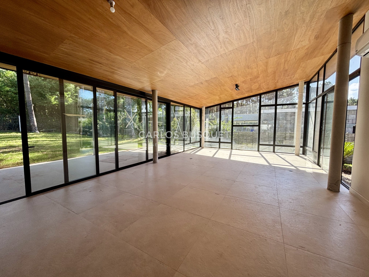 Casa ID.891 - Casa en venta de 4 dormitorios, en barrio cerrado, Rincon del Indio 