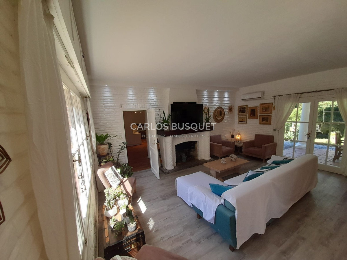 Casa ID.796 - Casa en alquiler de temporada con piscina climatizada en punta del este