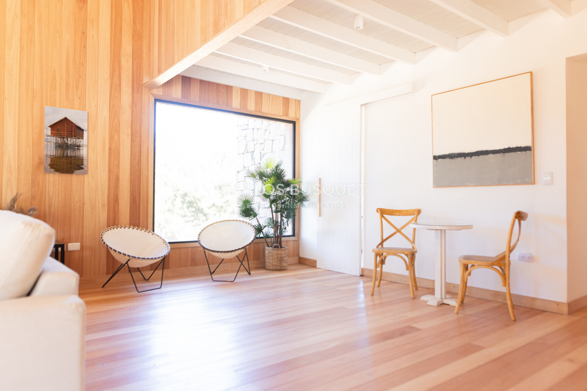Casa ID.323 - Casa en venta de 4 dormitorios, en Jose Ignacio, Barrio Laguna Escondida