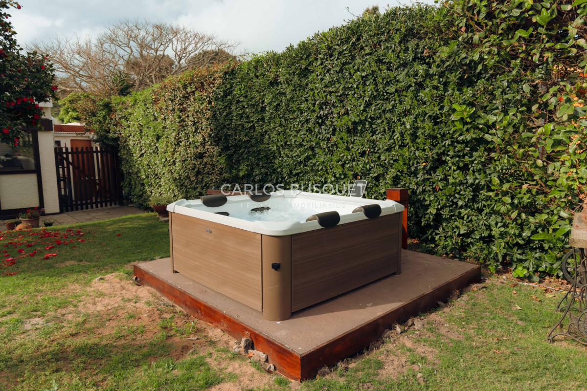 Casa ID.1400 - Hermosa casa en alquiler temporal playa mansa 4 dormitorios