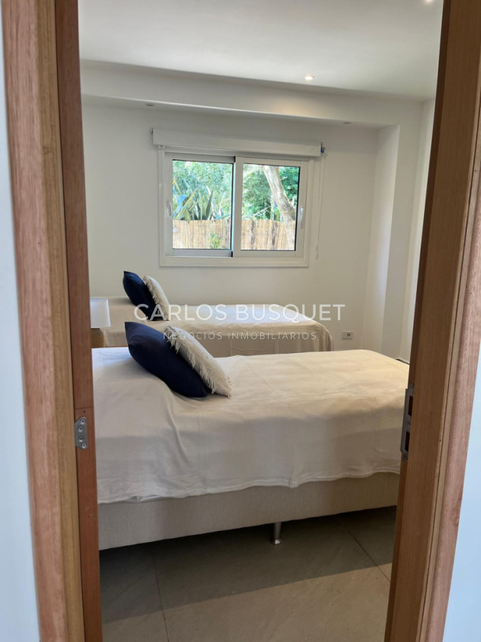 Casa ID.1392 - Casa en alquiler temporal de 4 dormitorios en La Barra